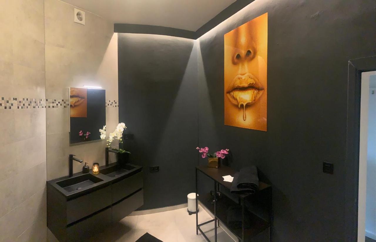 Sleep Inn - Black And Gold Loft Antwerp Cityview Eksteriør billede